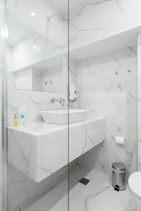 Cozy, Luminous And Comfy 5 Min Walk To Acropolis Appartement Athene Buitenkant foto