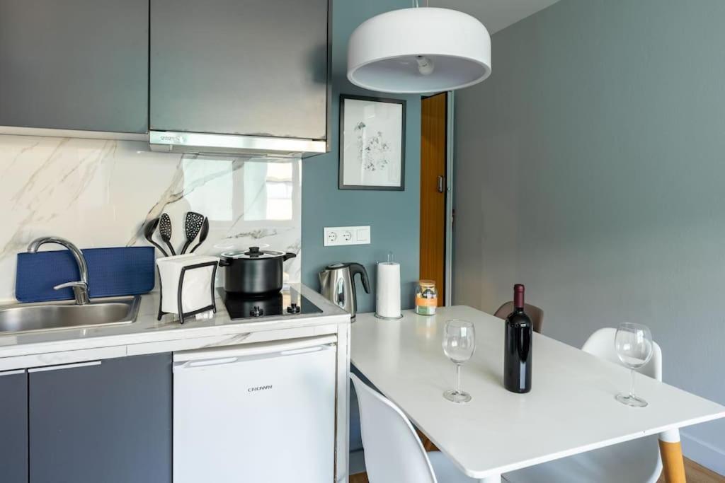 Cozy, Luminous And Comfy 5 Min Walk To Acropolis Appartement Athene Buitenkant foto